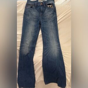 Madewell Flea Market Flare Jeans Sz 28 Med Wash Distressed Fade | 33-34” Inseam